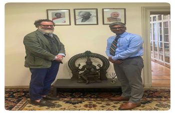 Prof Alessandro Biamonti, Rector’s Delegate of Politechnico of Milano for relations with India met Consul General Lavanya Kumar on 01 October. They discussed possibilities of academic exchange programs between Indian universities and Politechnico of Milano.